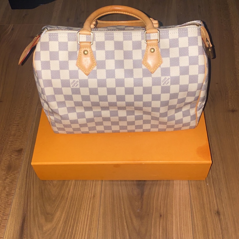 Authentic Speedy 30